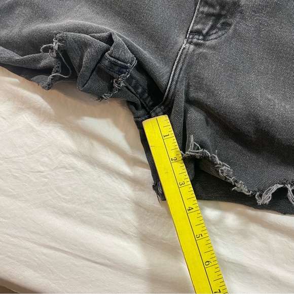 Lee Shorts  Black High-Waisted Jean Shorts with Frayed Hem women 28 distressed - Picture 7 of 8